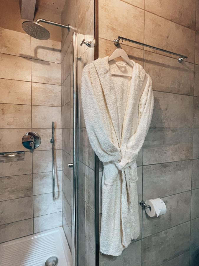 Talking Stones Bed & Breakfast Dolceacqua Ngoại thất bức ảnh