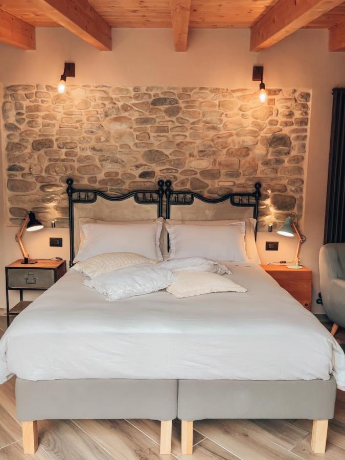 Talking Stones Bed & Breakfast Dolceacqua Ngoại thất bức ảnh