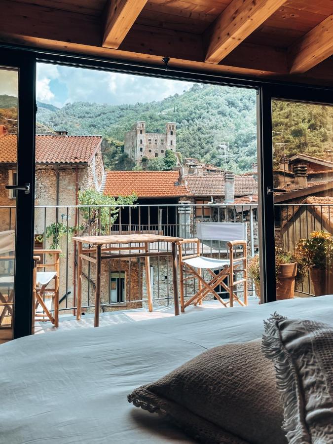 Talking Stones Bed & Breakfast Dolceacqua Ngoại thất bức ảnh